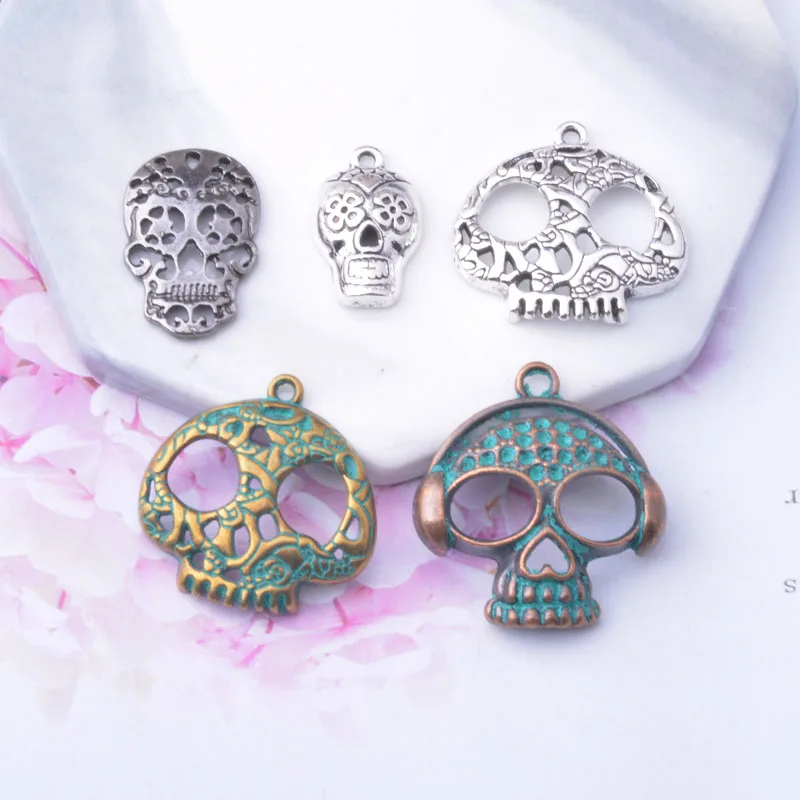 10 Stück/Lot Legierung Halloween Gothic Totenkopf-Anhänger Punk Antik-Cyan Anhänger für DIY Ohrringherstellung – Detail 3
