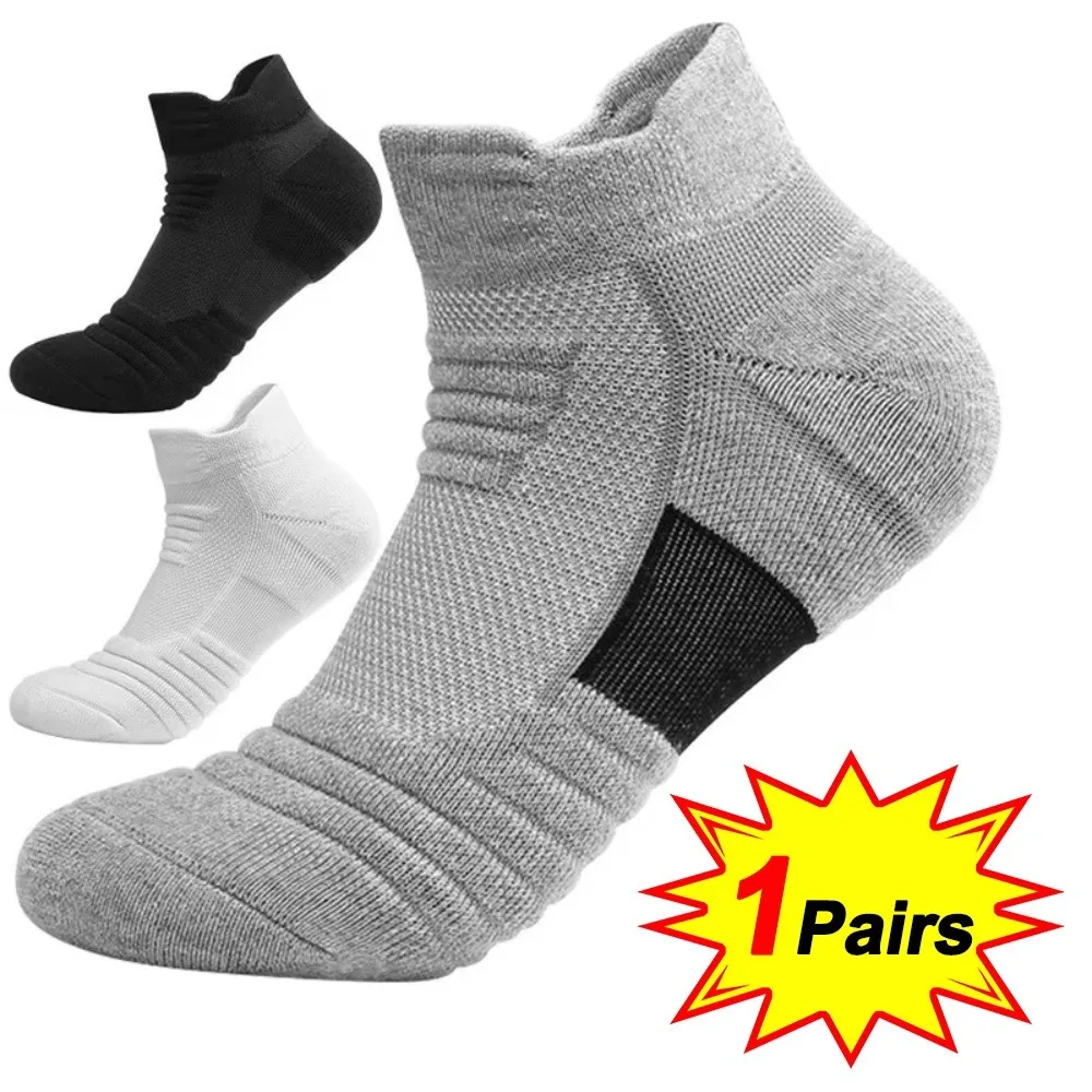 

New Cotton Football Socks Breathable Thickened Sport Socks Anti-slip Short Tube Basketball Socks Outdoor Hiking Camping