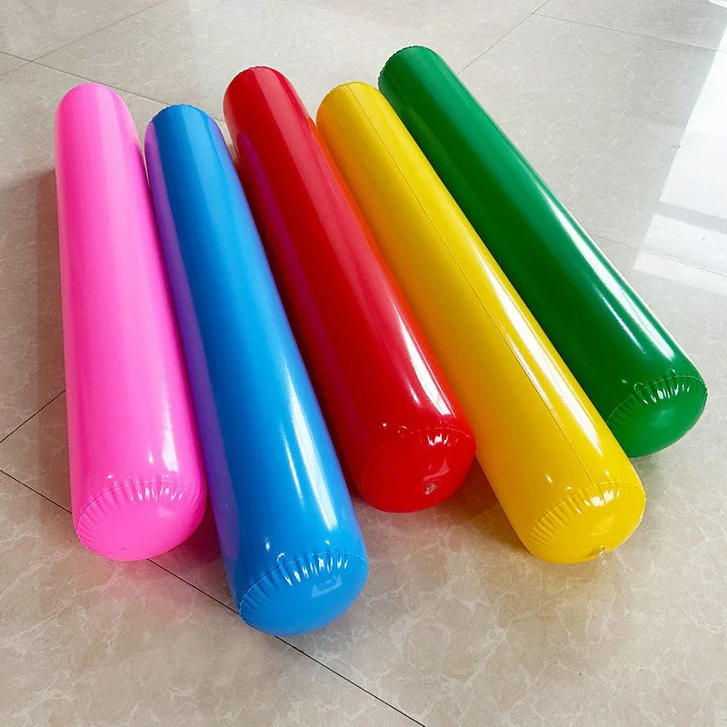 Bunte PVC Riesen-Aufblasnudeln Aufblasbare Stäbe für Outdoor-Karneval Cheerleading-Party-Zubehör für Erwachsene Kinder Jungen Mädchen