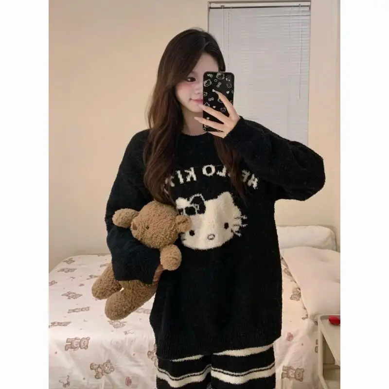 

Sanrio Leisure Hello Kitty 2026 Coral Fleece Half Plush Women Daily Homewear Soft Fluffy Thickened Warm Cozy Comfortable Winter