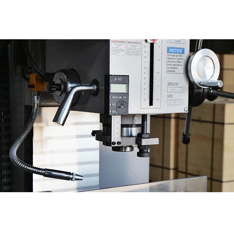 عمودي تلقائي وZay7045fg Pro Max Cnc Milg Drilg Hine