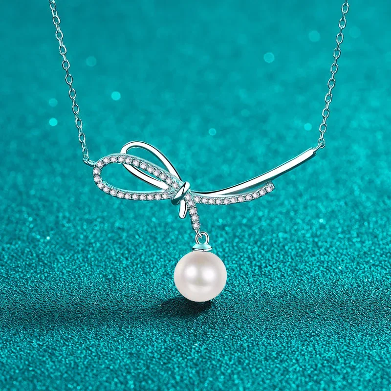 

S925 Sterling Silver Moissanite 8mm Pearl Necklace Pendant Atmospheric Collarbone Chain for Women