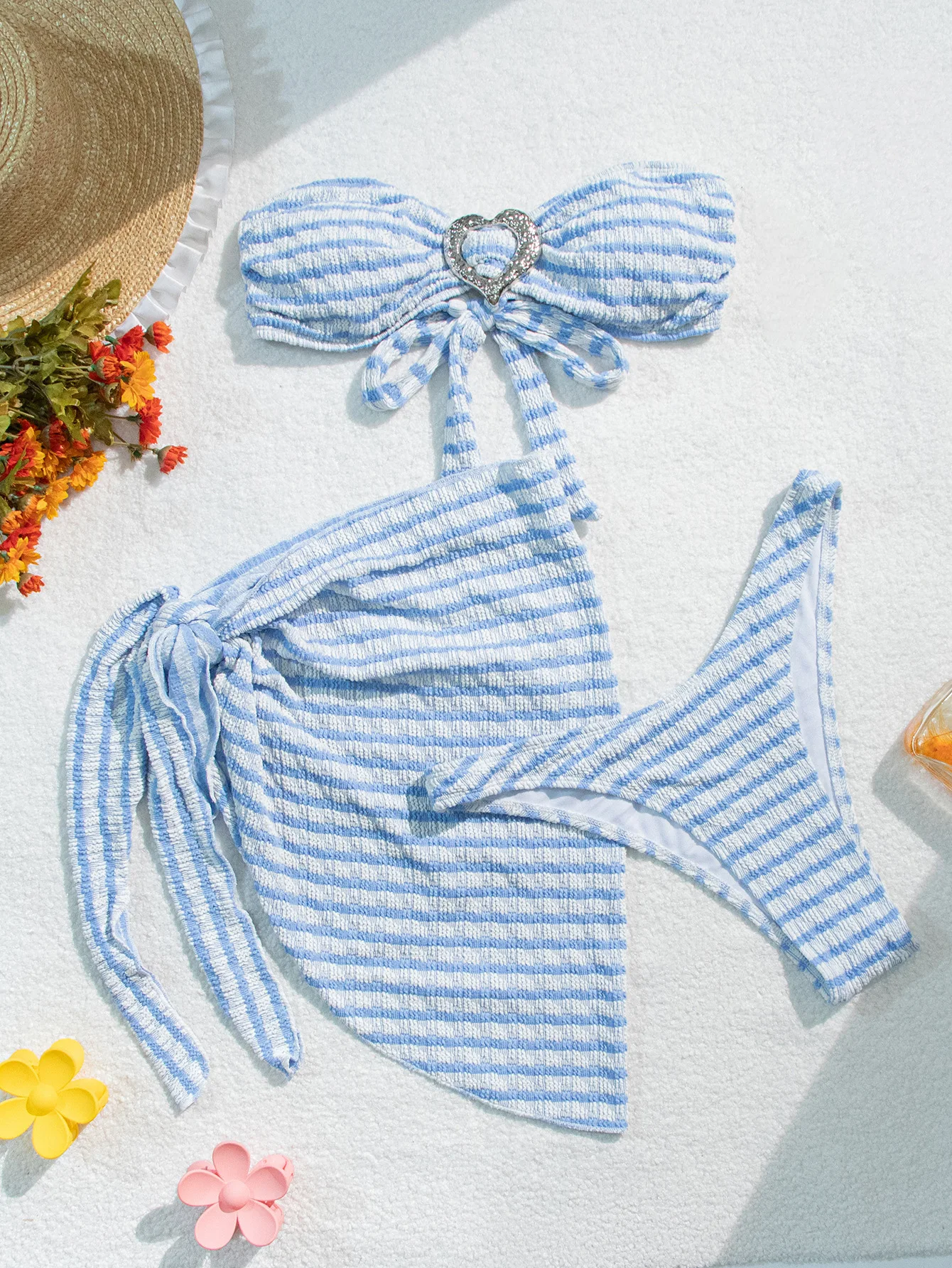 2025 جديد ثلاث قطع مجموعة البكيني فستان مثير المرأة الصلبة الرسن ملابس السباحة الجوف عارية الذراعين ملابس السباحة ضيق رفع الشاطئ ثوب السباحة