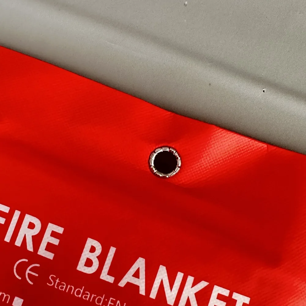 緊急用防火ブランケット-ファイバーグラス製-安全サバイバルシールド-防火布-家庭用-キッチン-車用-火災抑制用