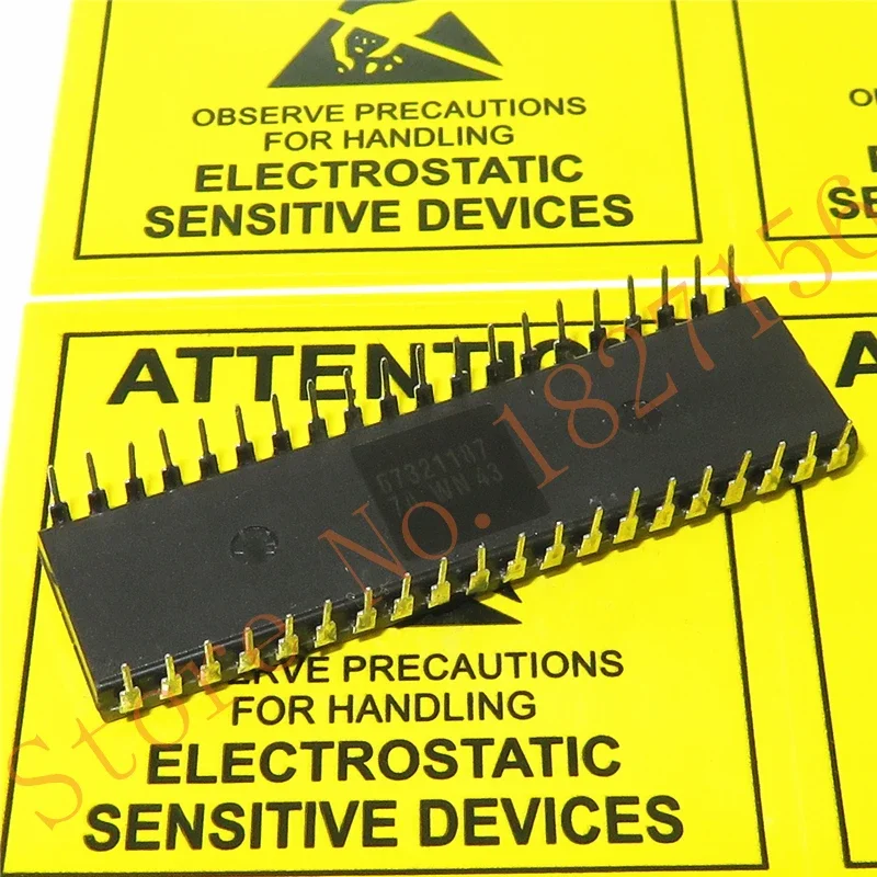 New Arrival Original P87C54 DIP40   CHMOS SINGLE-CHIP 8-BIT MICROCONTROLLER