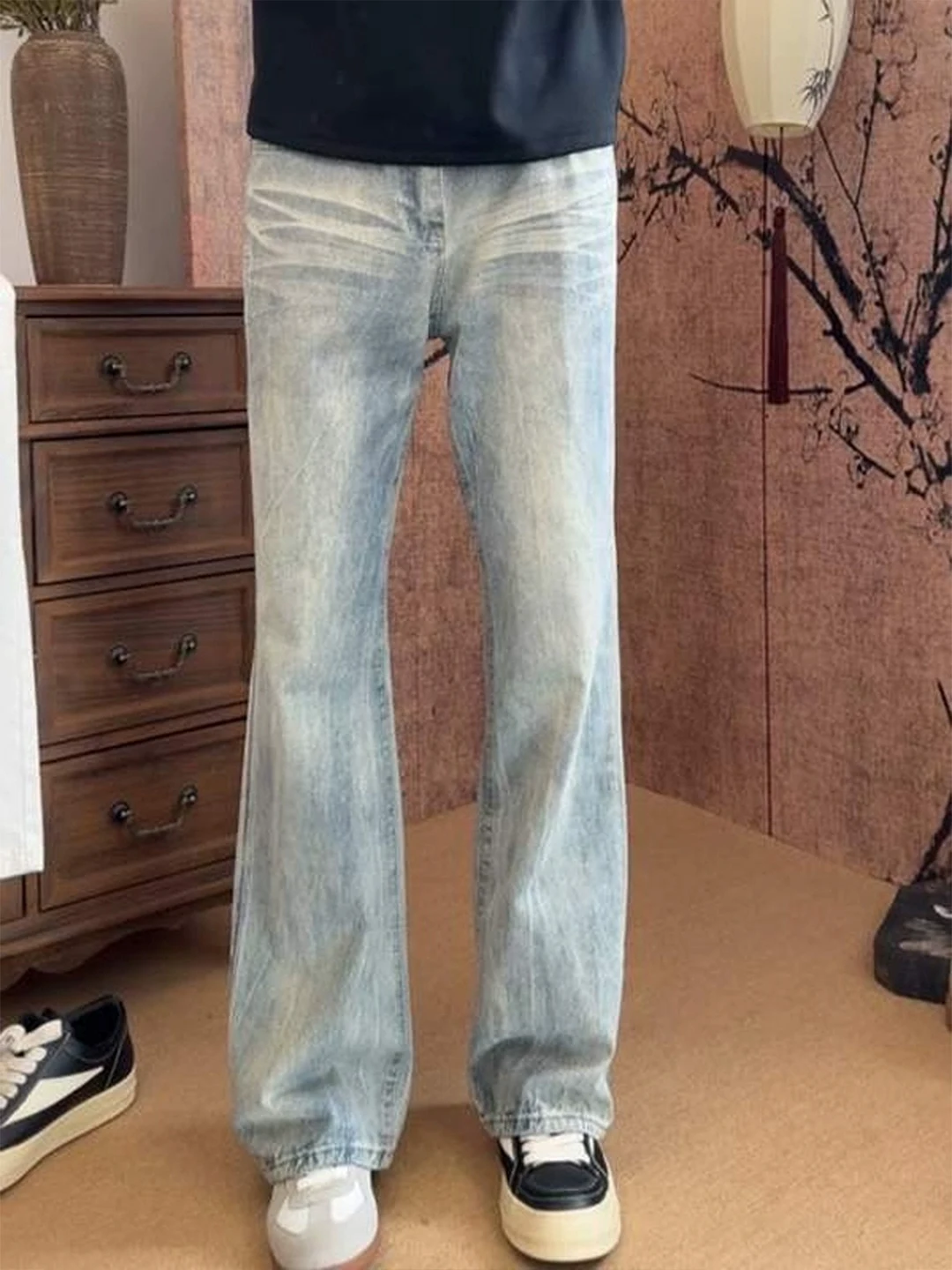 

Светло-голубые мужские джинсы прямого кроя Slim Fit, модель Knife, в стиле High Street, с легким расклешением, молодежные, модные, из денима