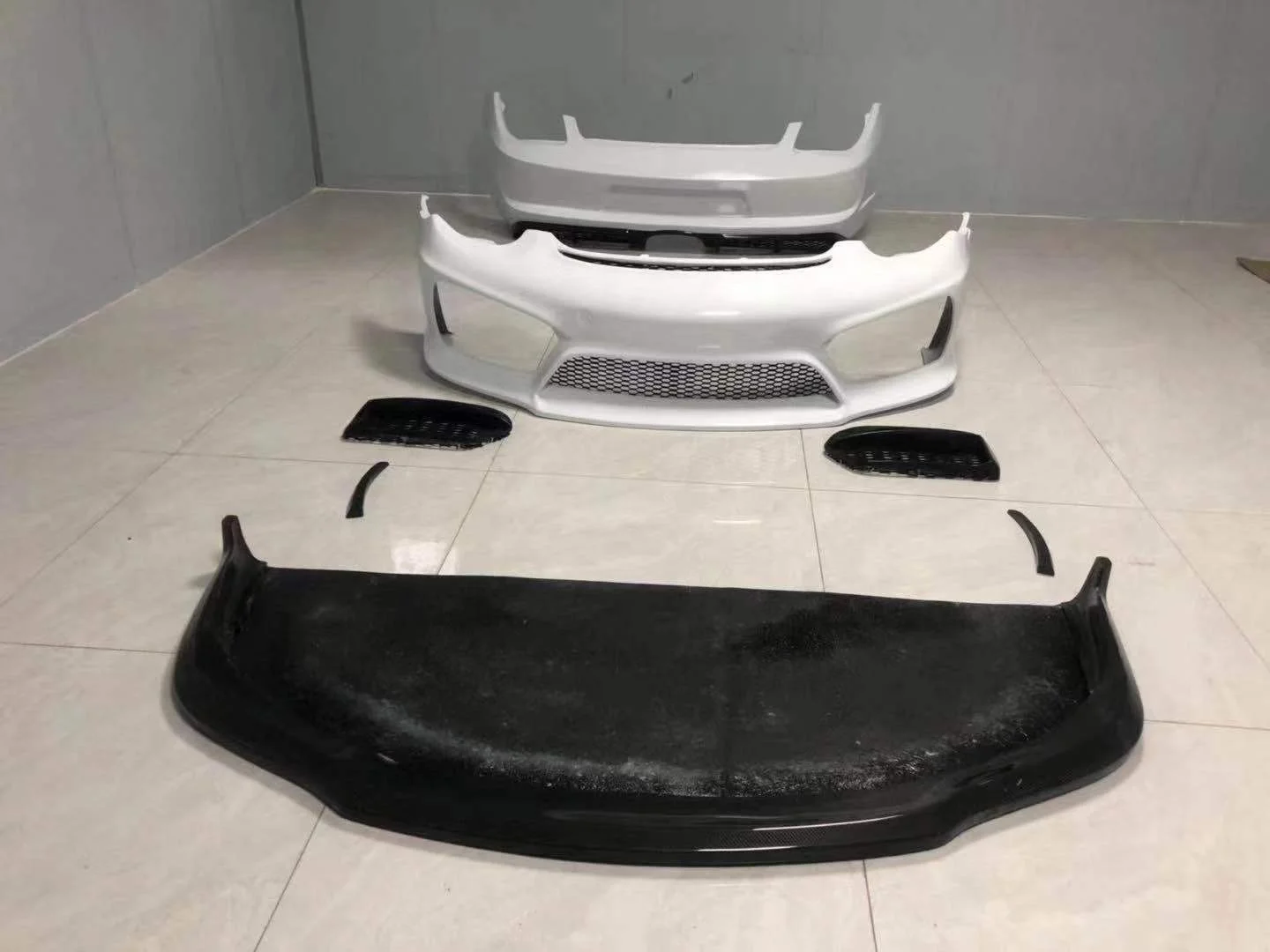 

Body Kit for Porsche 987.2 Cayman Boxster Update to GT4 2009-2012