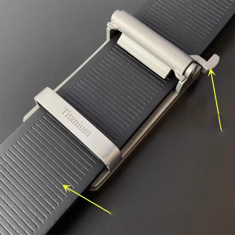 3.5cm/3.8cm pure titanium Xiangyun belt buckle anti allergic, toothless, non perforated, retro smooth buckle head, lightweight a