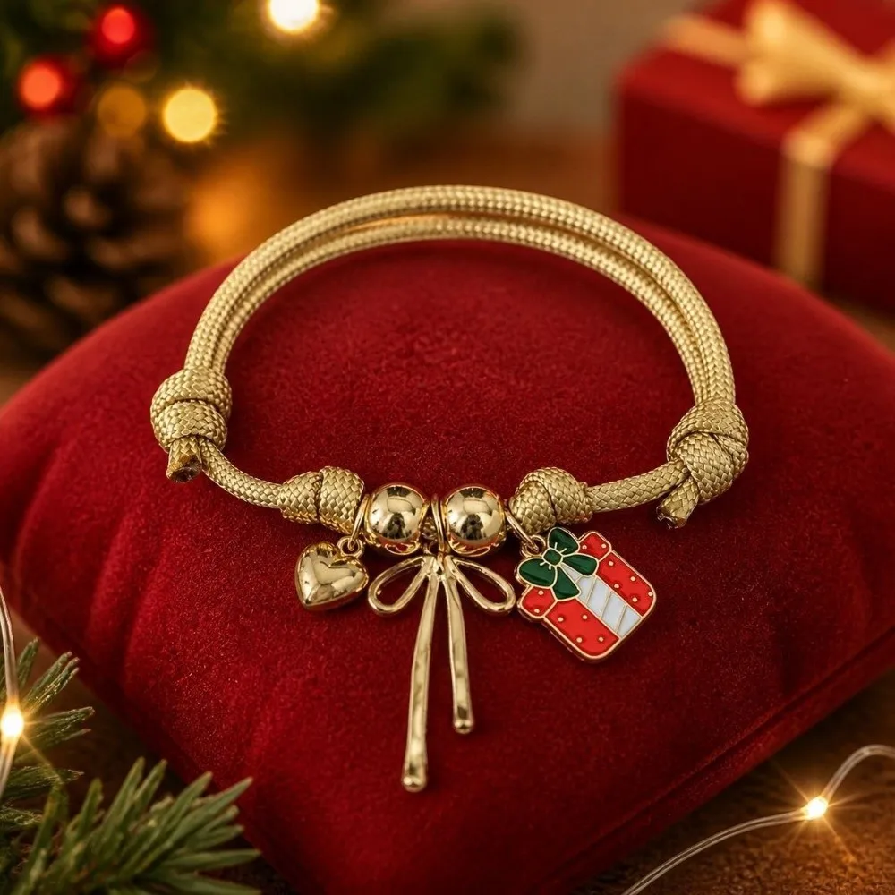 Adjustable Christmas Braided Hand Chain Santa Claus Christmas Tree Pendant Bracelet Stackable Cartoon Woven Rope Couple Gifts