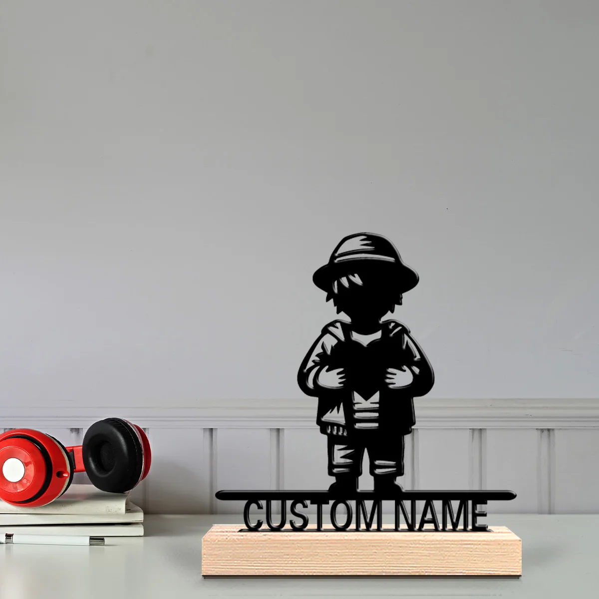 1pc Modern Hugging Boy Customized Letter Tin Statue Metal Ornament Art Figurine With Wood Base Iron Ornament For Kids Gifts