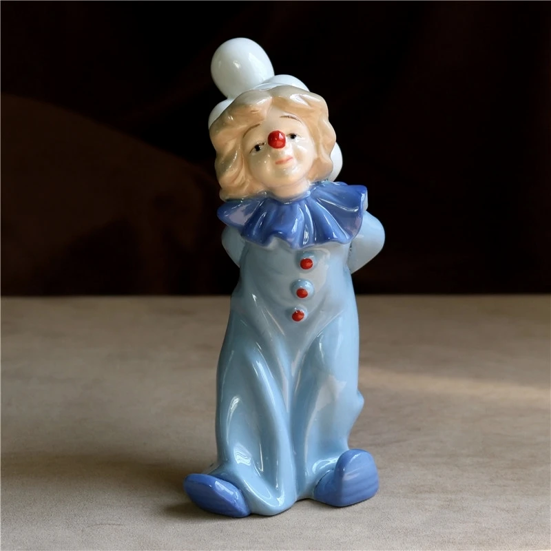 Vintage Ceramics Balloon Clown Figurine Porcelain Circus Magician Miniature Comedian Carnival Ornament Decor Craft Memento Gift