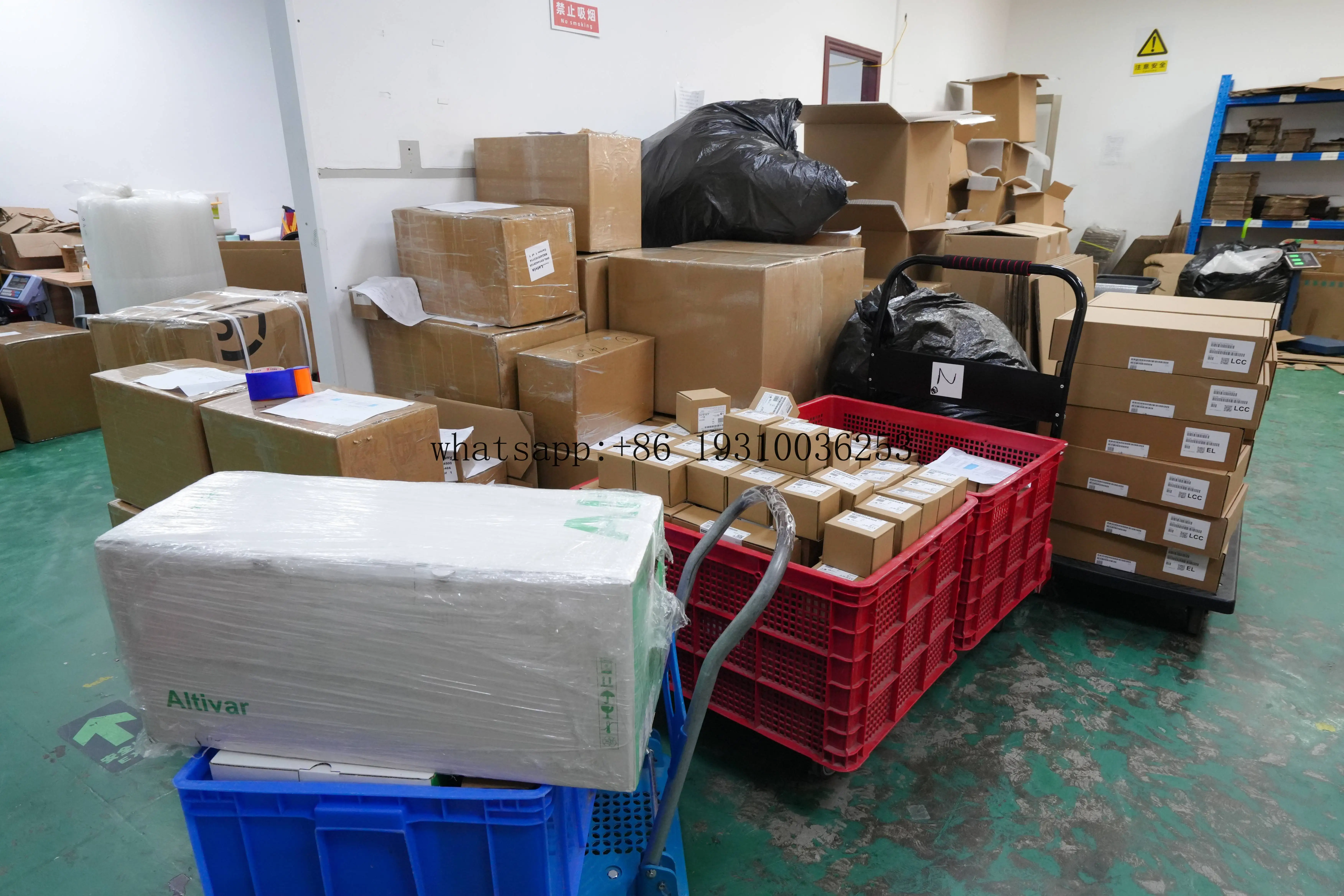 الأصلي والجديد 1SDA067436R1/XT1S 160 TMD 160-1600 3P FF قطاع دارة مصبوب عالي الأداء (MCCB)