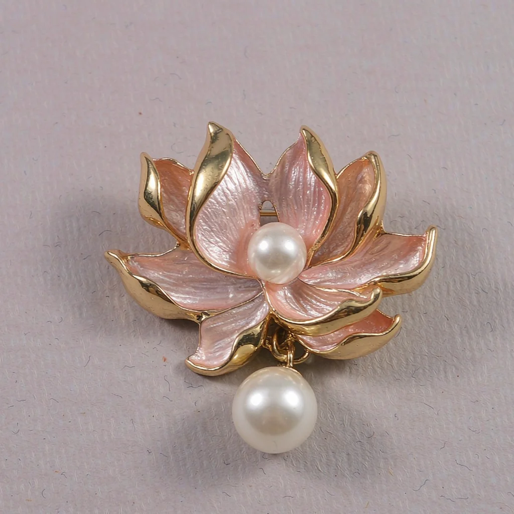 New badge, shoe badge, anti-exposure accessory, high aesthetic value, versatile, decorative pin, suit lapel pin, ins-style light luxury waterproof brooch, European retro decorative buckle, shoe embellishment, wedding guest brooch, neck accessory, high-end DIY scarf buckle, pin, bow tie accessory