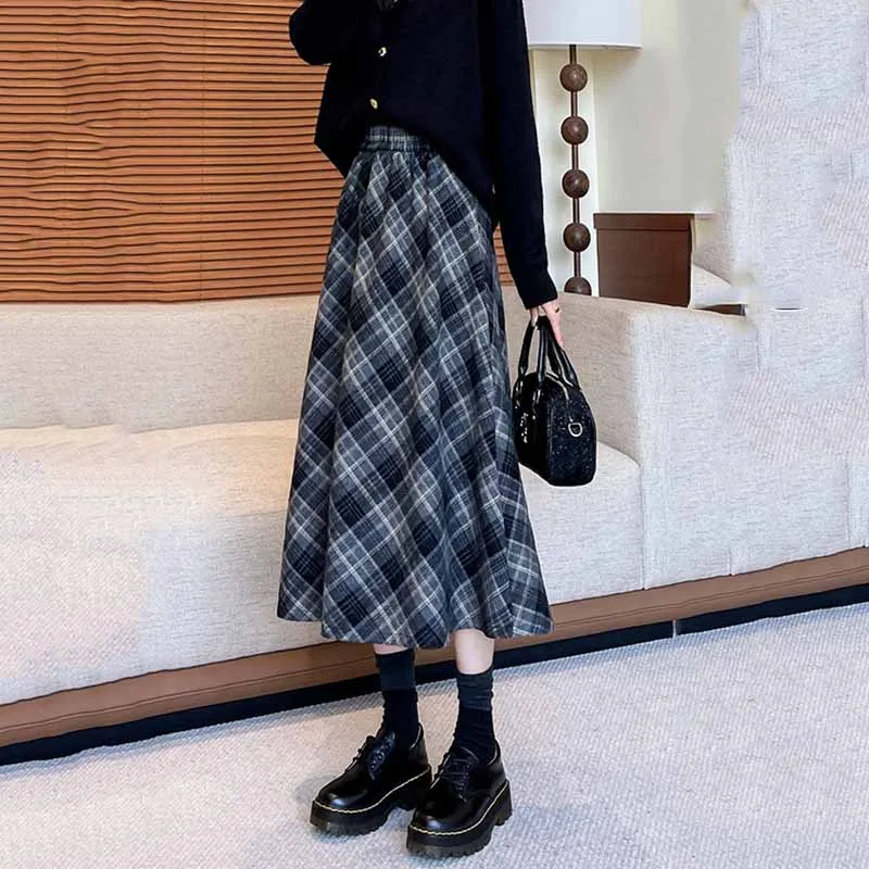 Fall Winter Vintage Checked A-Line Skirts Female Woolen Thick High Waist Long Skirt for Woman Korean Street Pleated Plaid Skirts