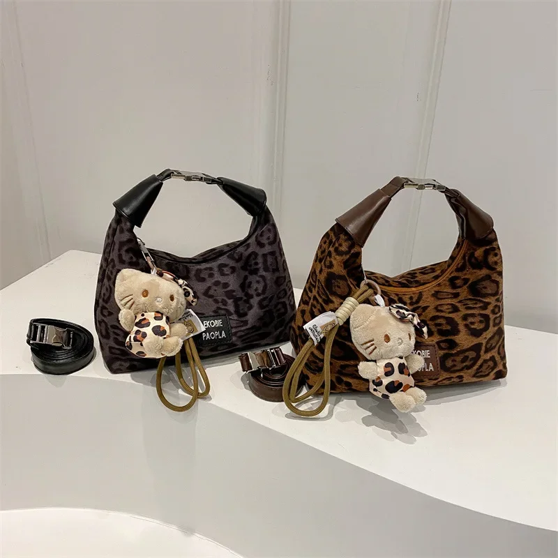 Sanrio HelloKitty cartoon doll niche leopard print women's handbag new popular versatile messenger bag shoulder armpit small bag