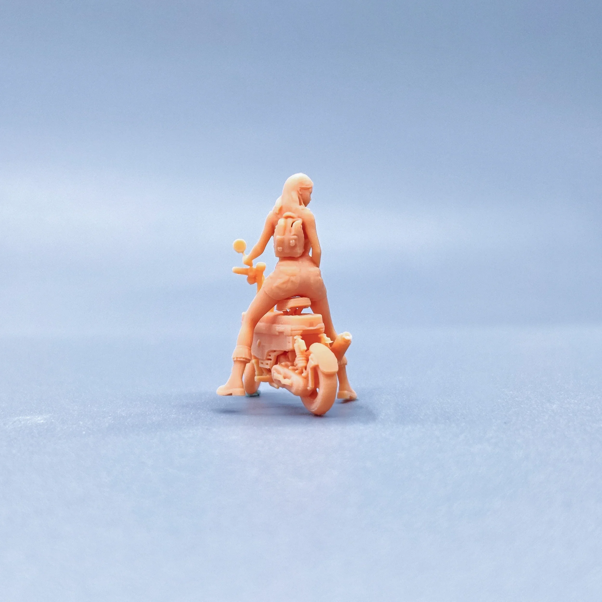 1/64 1/50 1/43  Figurines Scale Model Resin Motorcycle Backpack Female Bench Car Uncolored Miniatures Diorama Hand-painted  V533