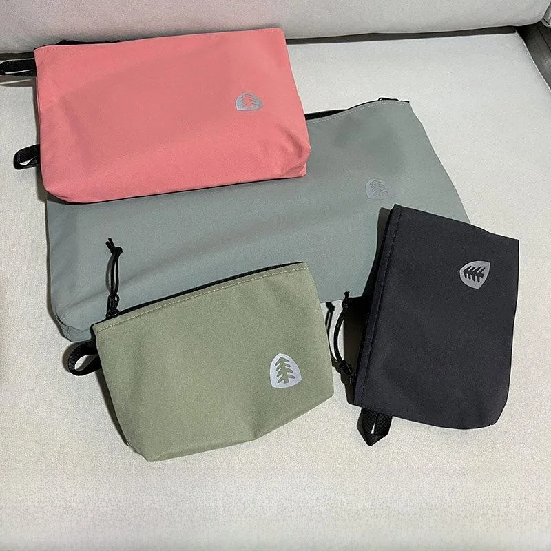 超軽量防水アウトドア収納バッグトイレタリーバッグ化粧品バッグポータブルデブリカードドキュメント収納バッグコンビネーション