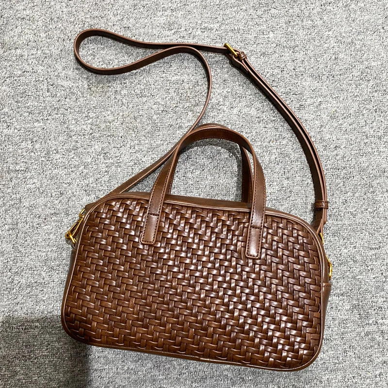 

Hand Woven Box Boston Bags For Women Luxury Designer Handbag And Purses 2025 New In PU Vintage Cross Weaving Top Handle Shoulder