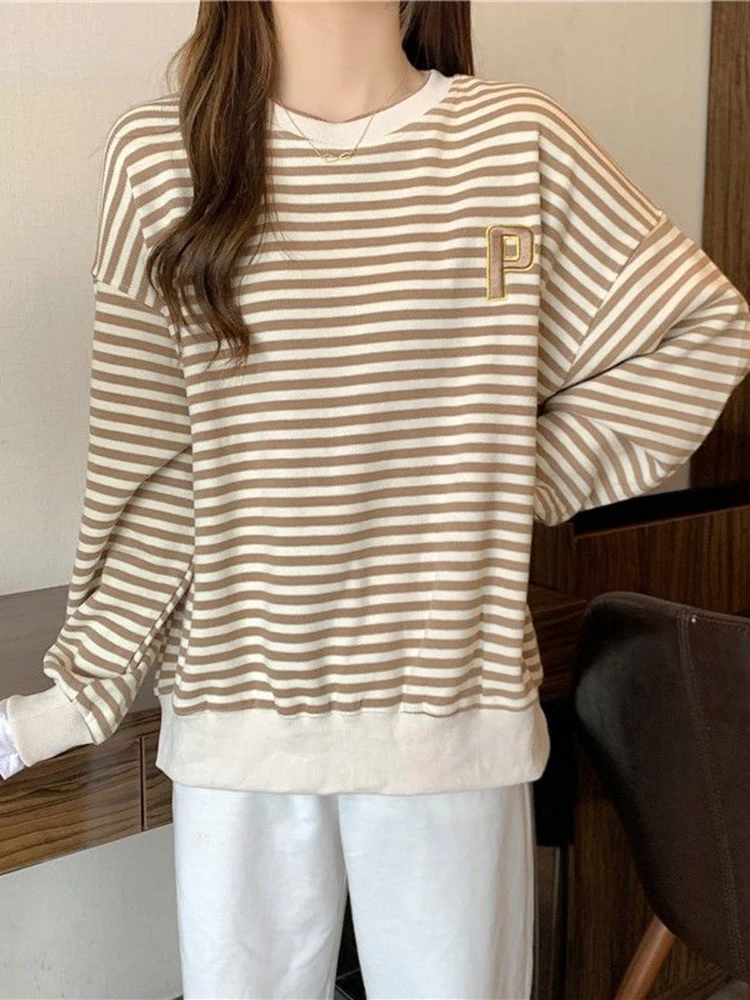 Zoki Casual Korean Loose Striped Sweatshirt Women Fashion Letter Embroidery Long Sleeve O Neck T Shirt Sweet Preppy Style Tops