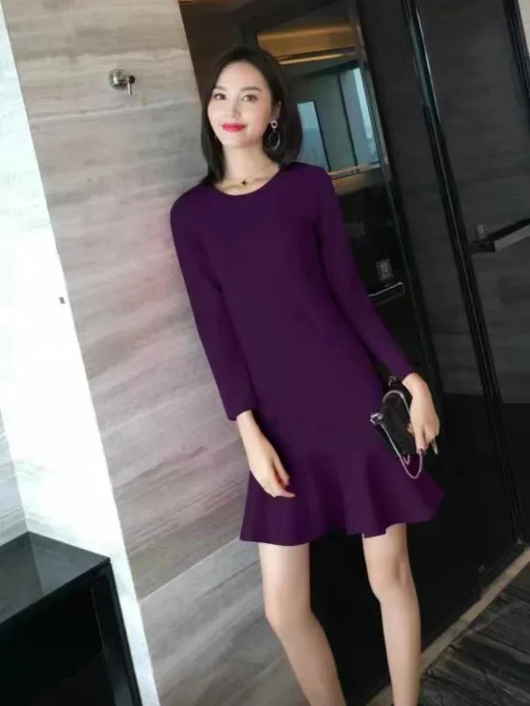 2024Small crowd temperament dress new women's spring short short waist slimming solid color simple fishtail skirt