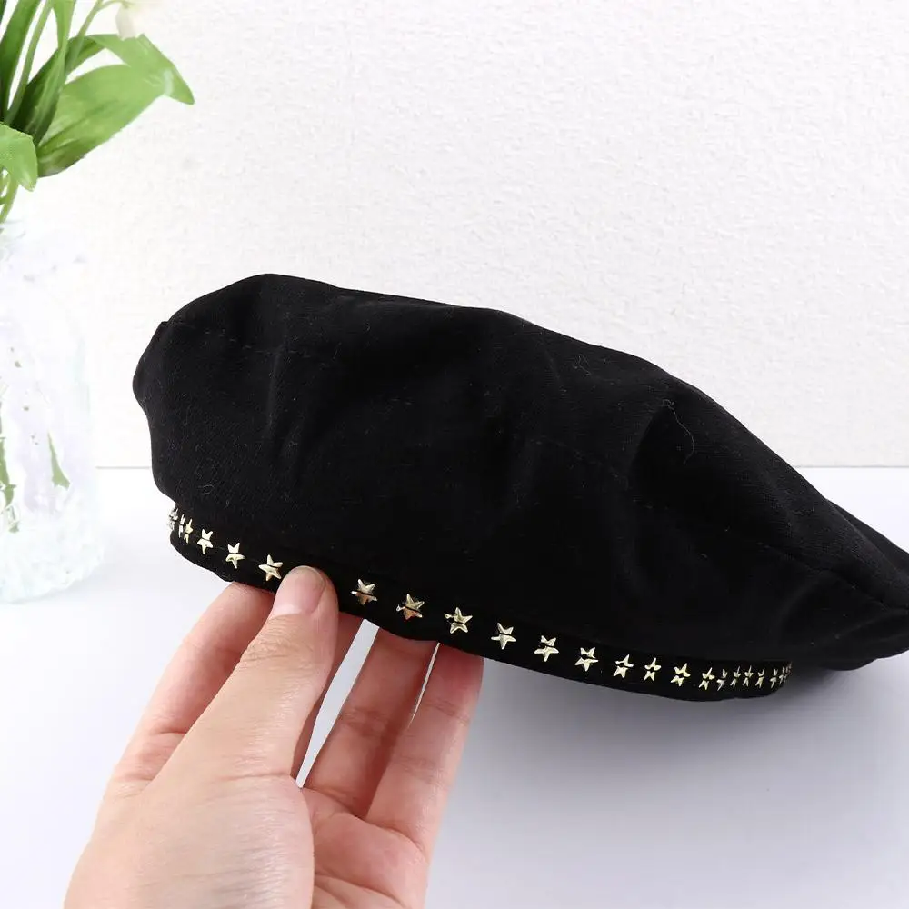 British Retro Black Star Beret Caps Female Autumn and Winter Korean Fashion Wild Painter Hat