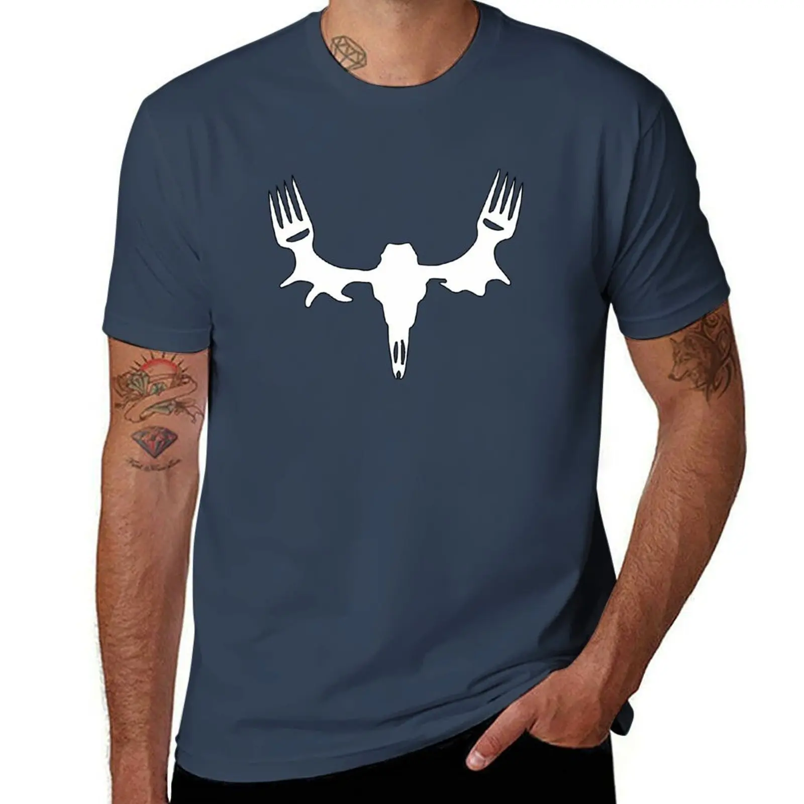 

Meat Eater Deer Skull \t T-Shirt Basic Tee Shirt for Everyday Outfit