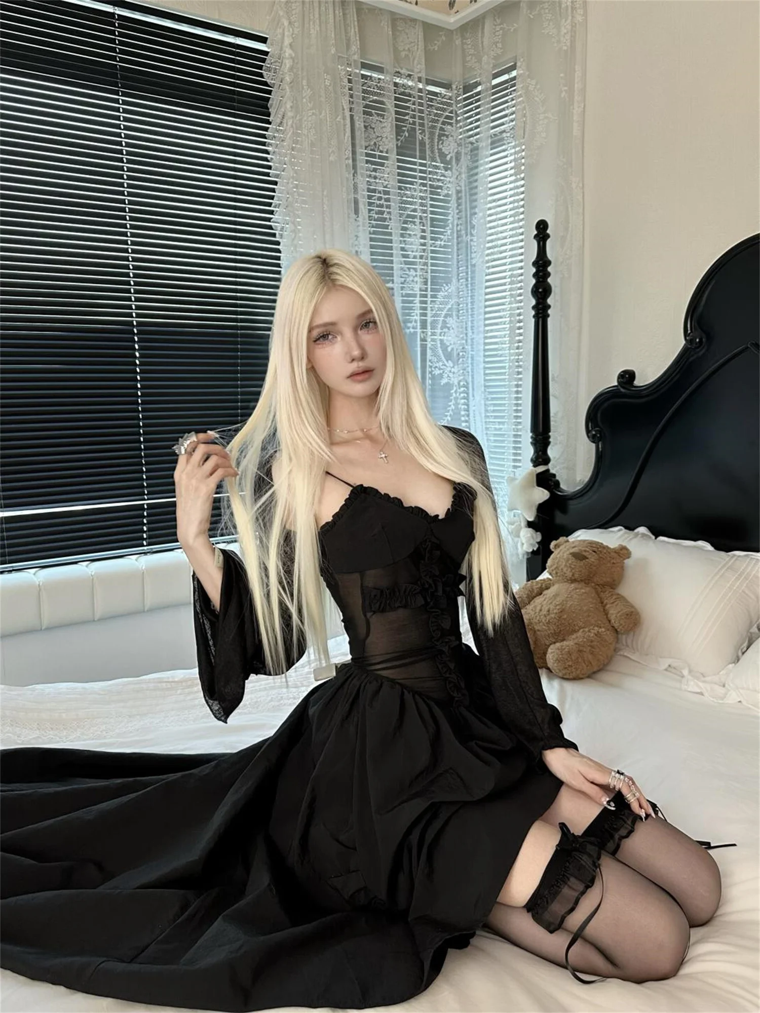 ชุดคอสเพลย์ผู้หญิงสไตล์เซ็กซี่สำหรับวันฮาโลวีน กระโปรงยาวแบบผูกไขว้  ชุดลำลองสำหรับใส่ไปทำงาน  กระโปรงยาว