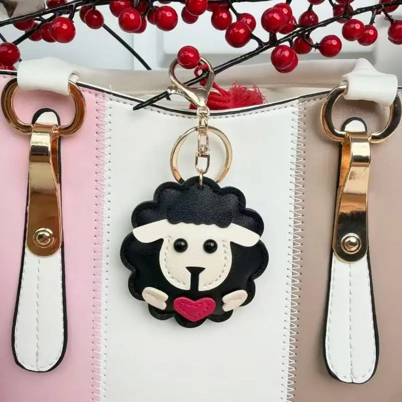 Niedlicher Lamm-Schlüsselanhänger aus PU-Leder, Cartoon-Schaf-Taschenanhänger, Ornament, Handtaschen- und Autoschlüsselhalter, Dekoration, 2027 Neujahrsgeschenke – Detail 13