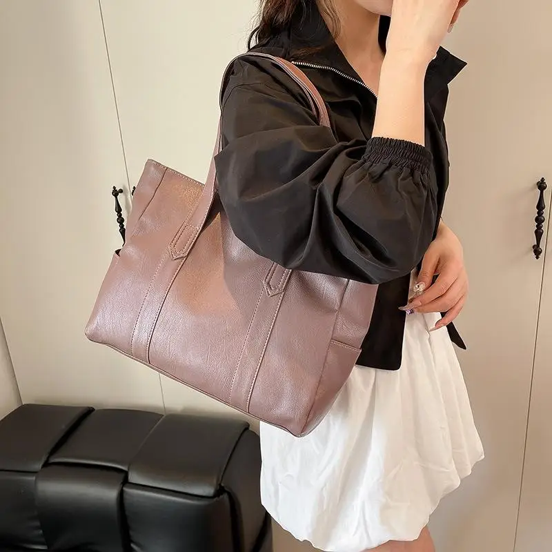 

2026 New Women's Large Capacity Tote Bag Soft Leather Shoulder Bag Crossbody Bag Handbag