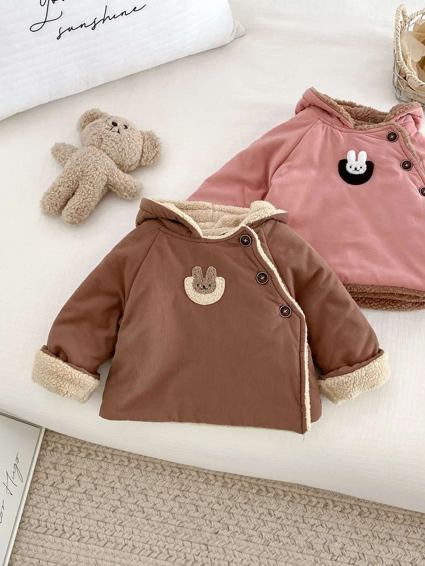 2024 Winter New Baby Girls Lamb Cashmere Hooded Coat Plus Velvet Thick Infant Boys Cute Cartoon Padded Jacket Baby Warm Clothes