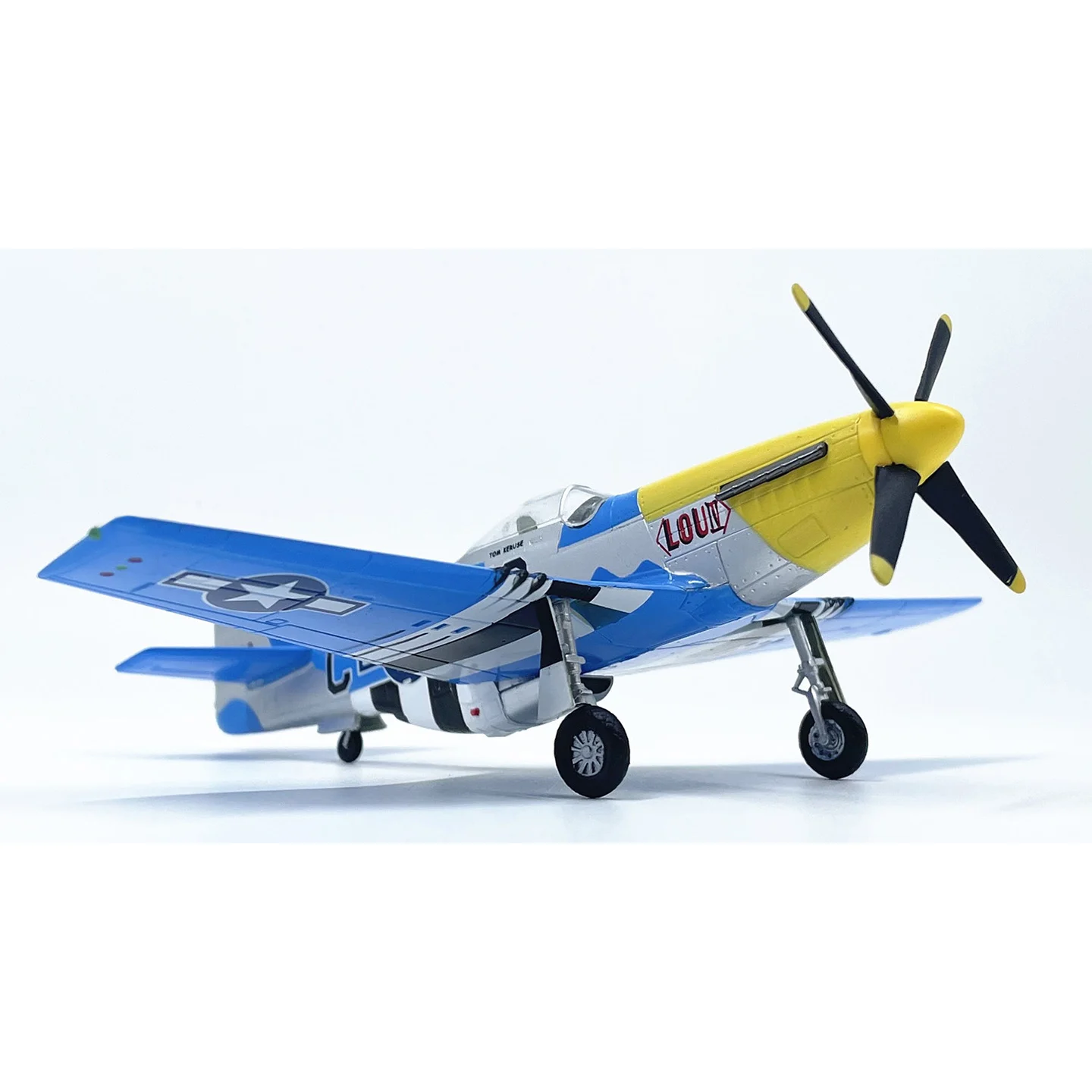 Spot 36301 1:72 WW2 US P51D fighter model static finished model (out of print)