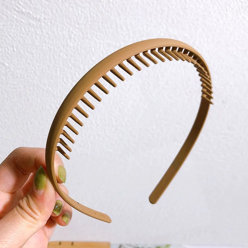 Fashion Solid Color Plastic Hairbands for Women