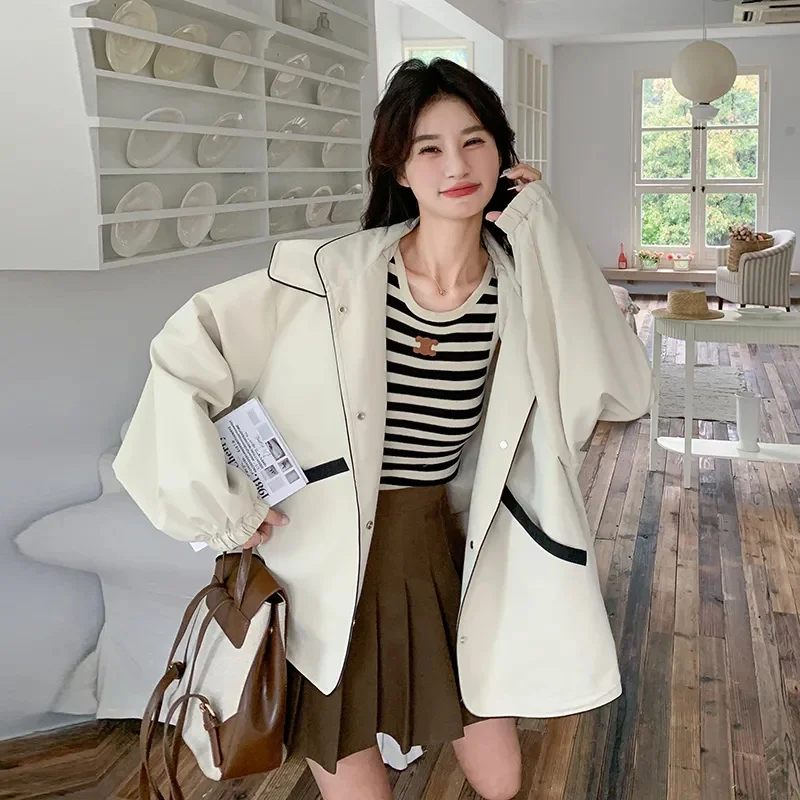 Popular Hooded Assault Jacket for Women in Spring and Autumn 2024 New Loose fit Small Korean Workwear Loose Casual Short Jacket