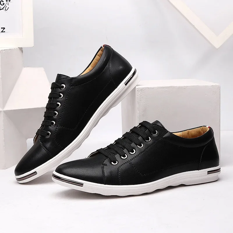 Zapatos de tablero para hombre de Color sólido de gran tamaño a la moda, zapatos para caminar al aire libre de diseñador para primavera y otoño, zapatillas de deporte de cuero con encaje para hombre