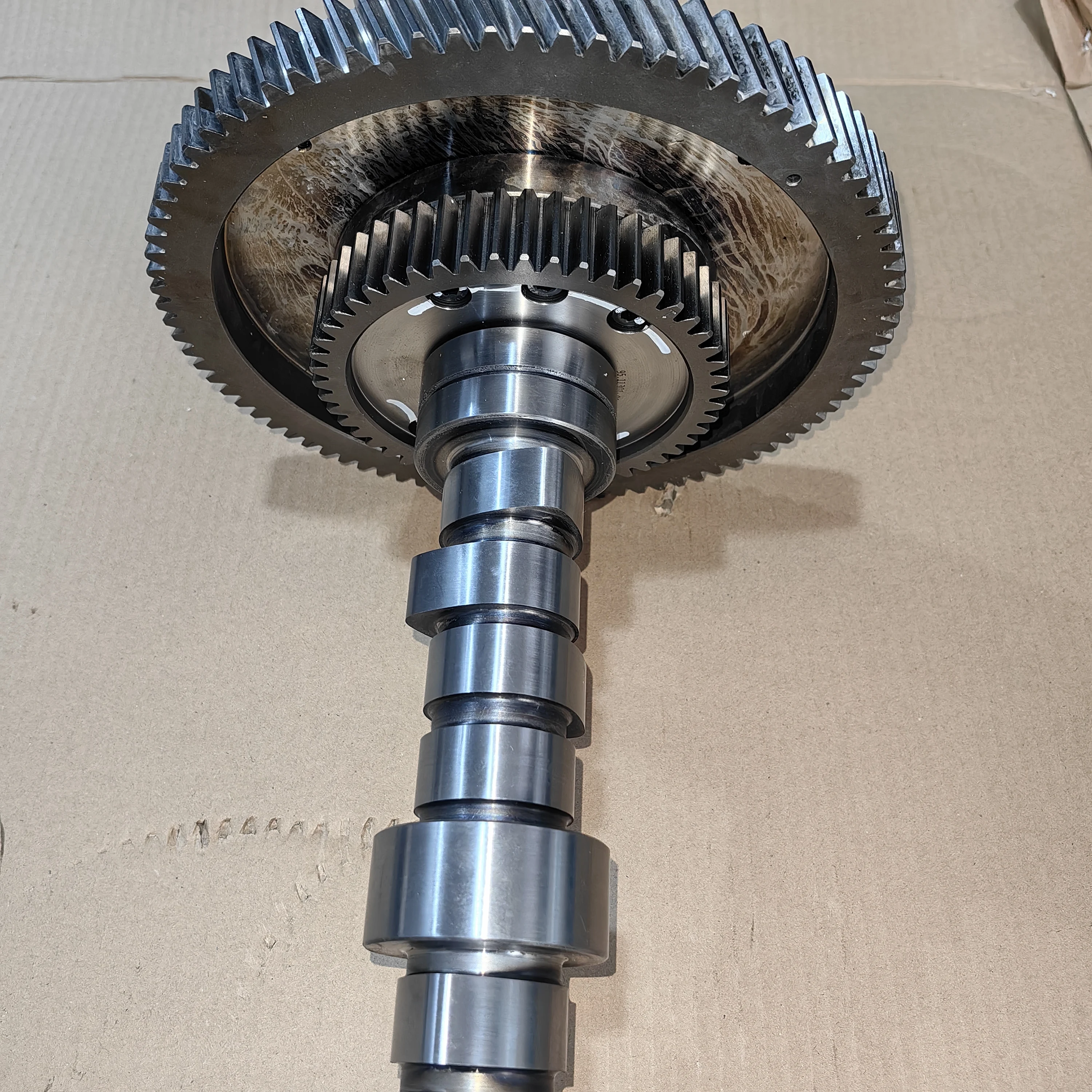 Parts Truck Excavator Parts DV15TIS Engine Parts 150103-00176 Camshaft For Doosan Engine