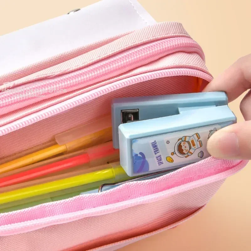 Mini grapadora Kawaii con grapas de 400 Uds., grapadora pequeña y bonita de dibujos animados, grapadora portátil con grapas, suministros para estudiantes, accesorios de oficina