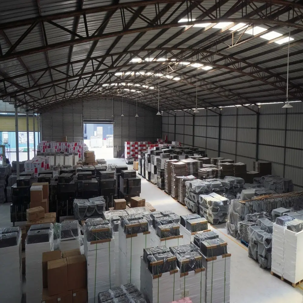 ก๊อกน้ำอ่างล้างจานครัวสแตนเลส LED มัลติฟังก์ชั่นทันสมัยปี 2025 ทำมือ อ่างล้างหน้าคู่ อ่างล้างจาน อ่างล้างมือทองเหลือง