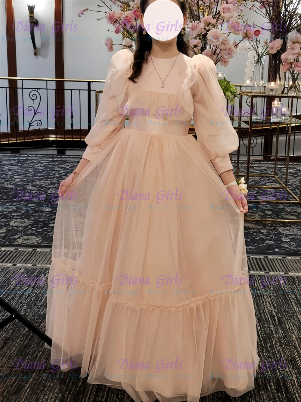 

Elegant Flower Girl Dress Quality Champagne Tulle Fluffy for Little Princess Wedding Birthday Party Communion Evening Ball Gowns