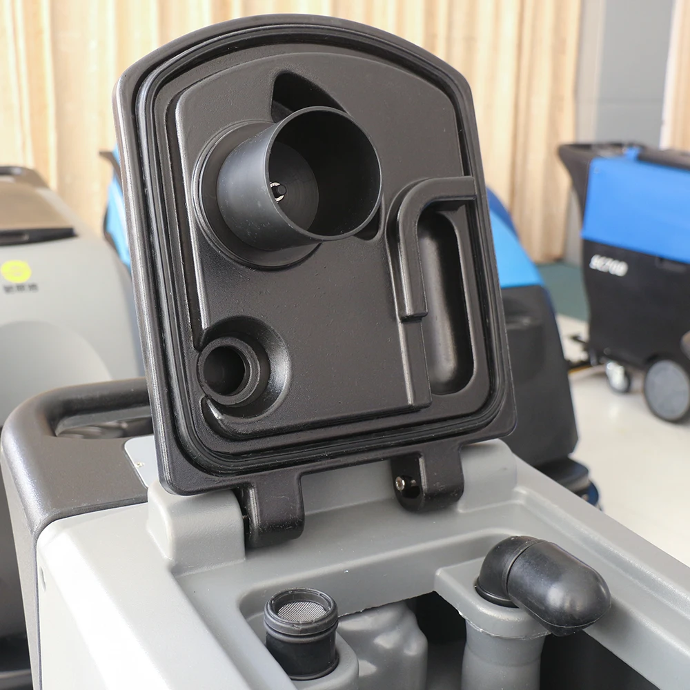 منظف تلقائي مع بطارية لتنظيف معدات آلة تنظيف الأرضيات الصناعية