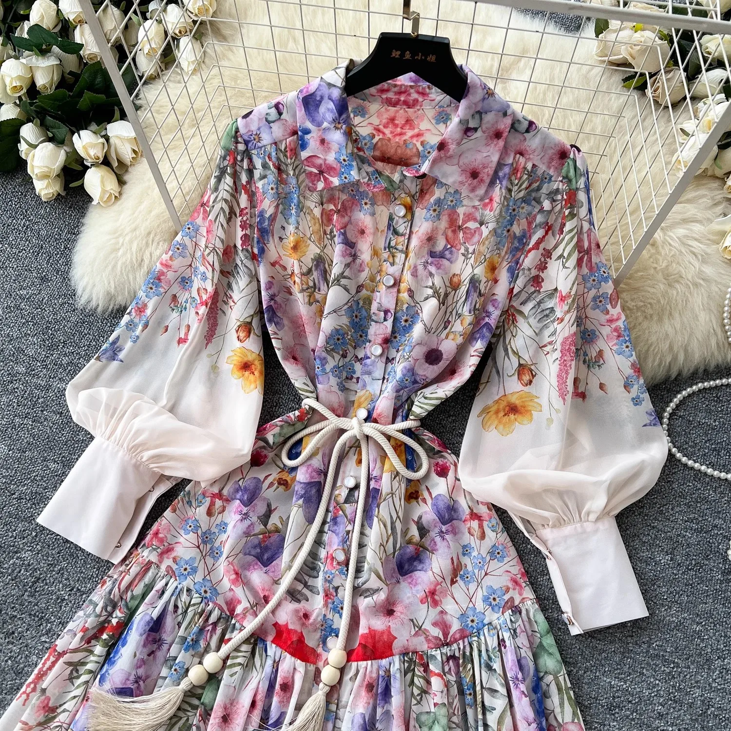 Vacanza estiva Splendido fiore Boho Robe Dress Risvolto da donna Manica lunga a lanterna Cintura Lace Up Beach Party Abiti Maxi vestiti
