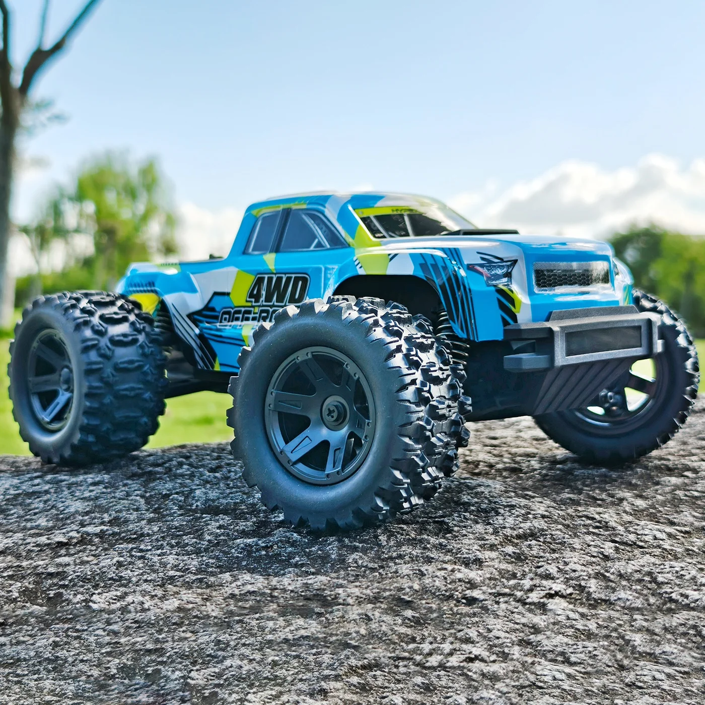 1:18 Scale Dual Cover All Terrain Off Road High Speed Remote Control Truck 2.4G Metal Transmission 4WD Racing Drift RC Car Truck