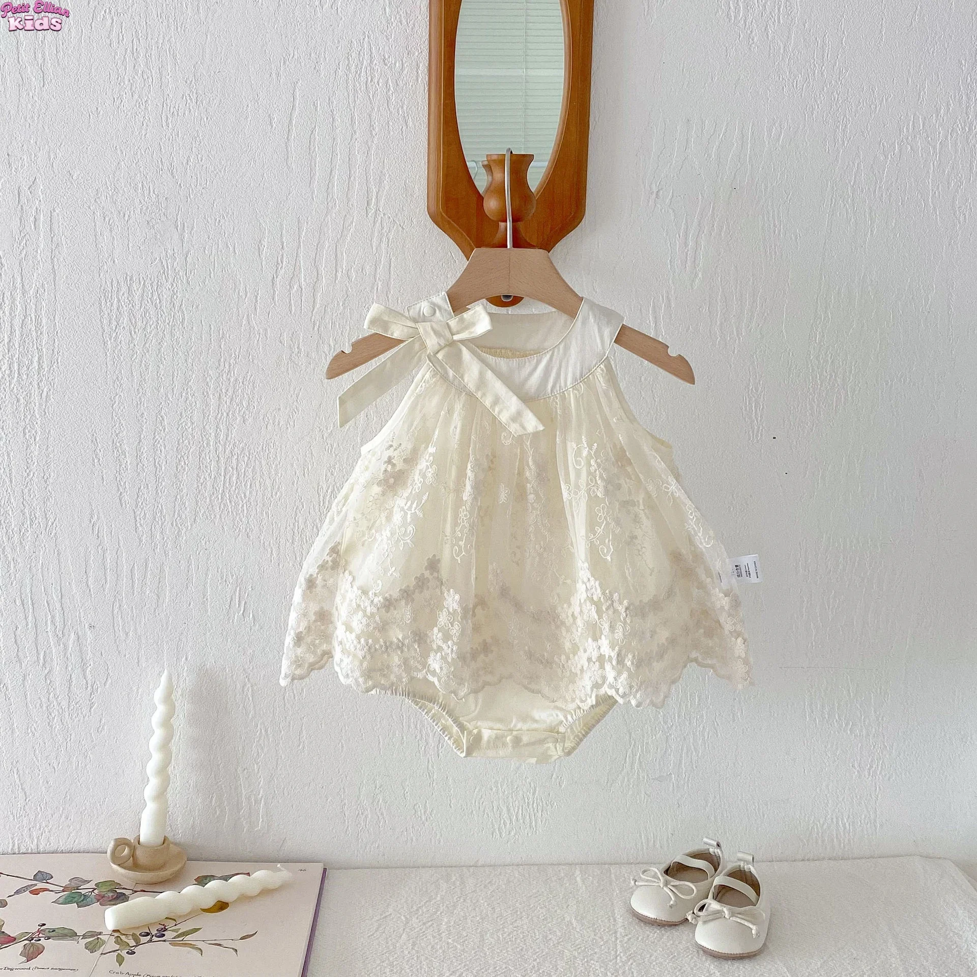 

Baby Girl Clothes Cotton Lace Embroidery Bow Romper Dress 0-2Y Baby Girl Birthday Photo Outfit Sleeveless Princess Bodysuit