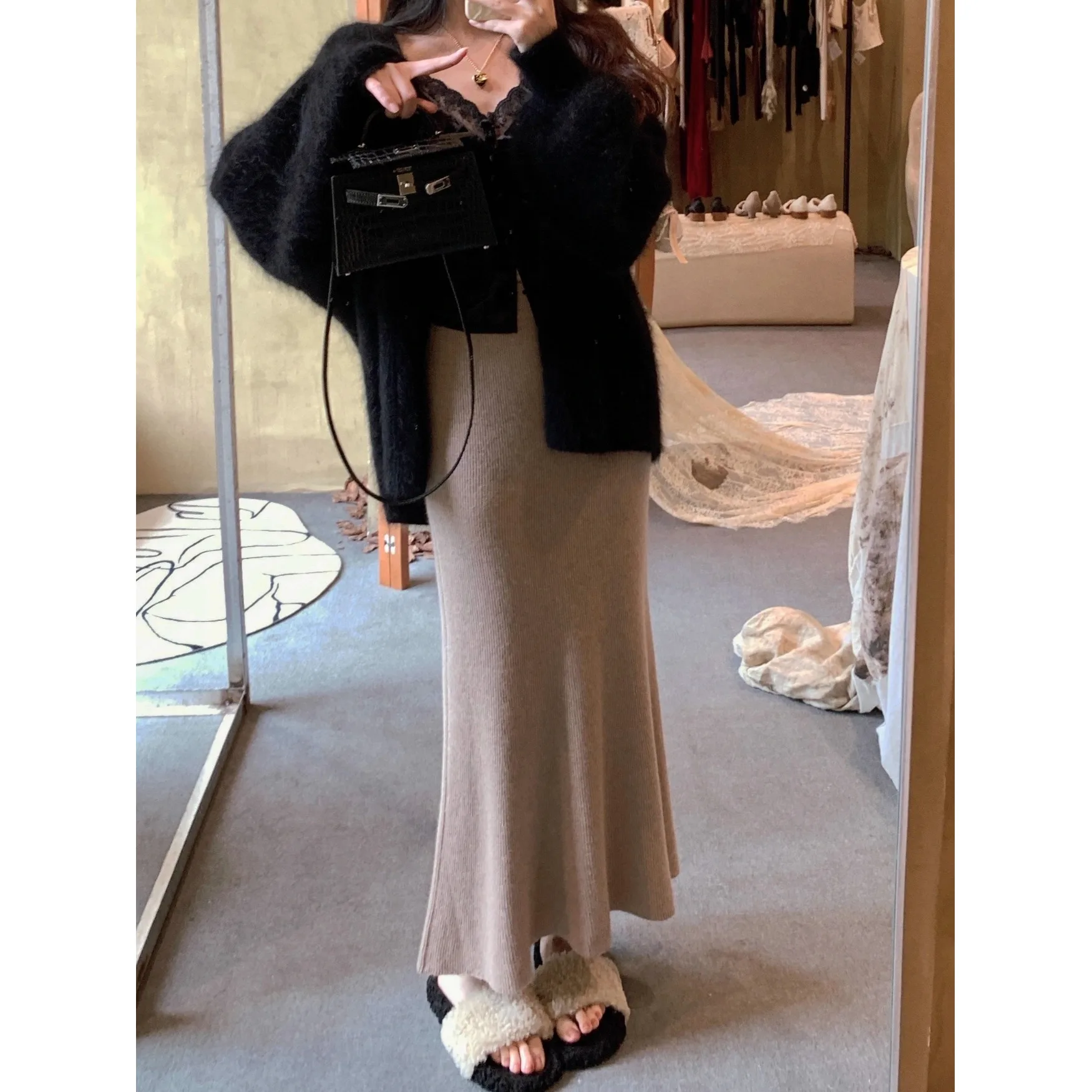 High-End Woolen Knitted Fish Tail Skirt Women's Autumn Winter Elegant High Waist A-Line Bodycon Soft Woolen Half-length Skirt