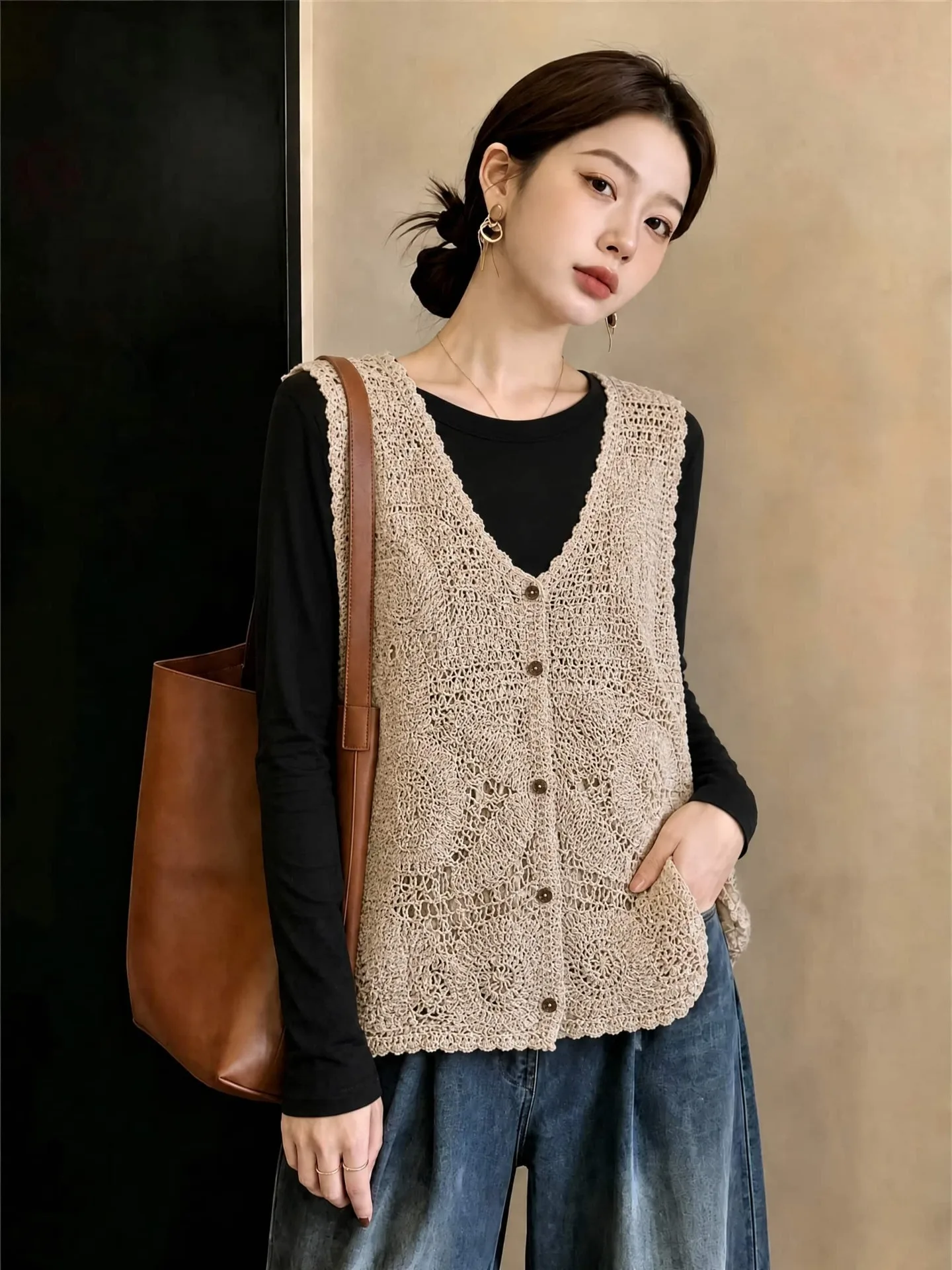 Authentic Hollow out Hook Flower Design Cardigan Vest Versatile Cotton Blend Inner Wear City Commute Suitable Autumn New Arrival