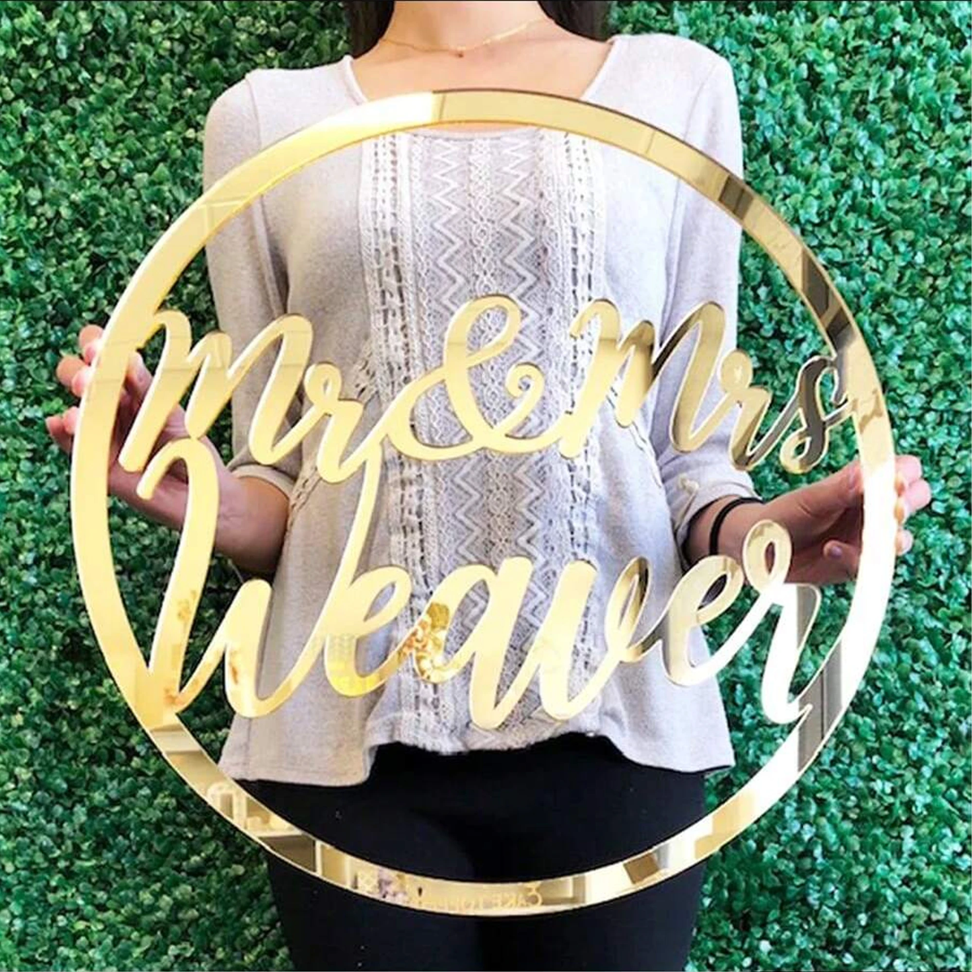 Custom Text Acrylic Double Layer Round Sign - Personalized Bride and Groom 3D Gold Text, Hanging Decoration for Wedding, Birthday, Independence Day, Hanukkah, Thanksgiving - No Power Required Ramadan Decoration Wooden Laser-Cut Ramadan Circle Decoration Ramadan Wall Hanging Ramadan Decoration Mubarak Gift Wooden Decoration