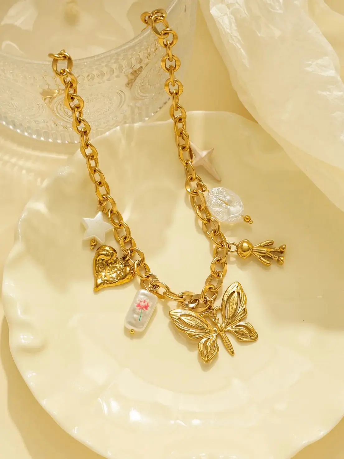

Retro palace style necklace butterfly heart star pendant stainless steel necklace jewelry women's gift romantic fashion jewelry