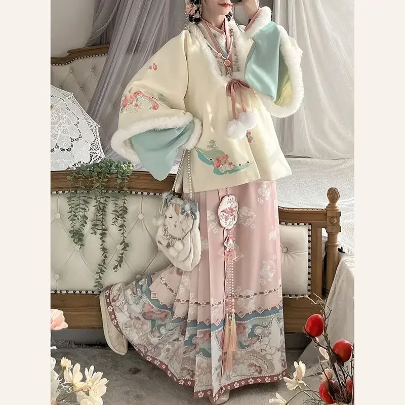 

Осенне-зимний комплект платьев ханьфу династии Мин, женское винтажное милое плюшевое платье принцессы с вышивкой кролика, женские халаты в китайском стиле