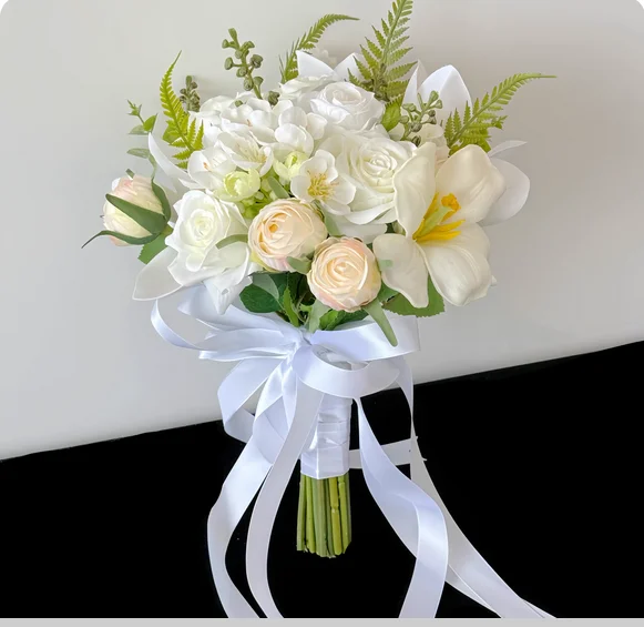 New white hand-held flowers Bridal wedding bouquets Wedding artificial flowers Engagement license flowers Korean wedding props