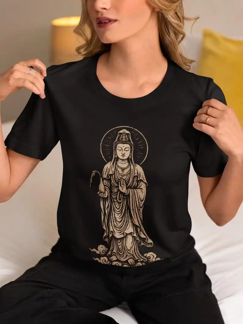 T-shirt Guanyin Kwan Yin de style vintage |   T-shirt Bodhisattva de la Compassion, t-shirt de la déesse bouddhiste, pour les âmes spirituelles et les âmes pleines d'attention