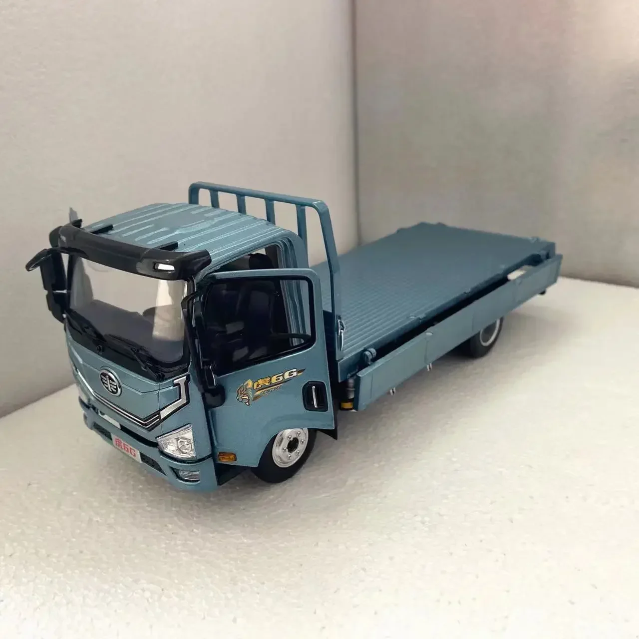 Miniatura de Caminhão Accelo: Guia Completo para Escolher a Melhor Miniatura de Caminhão